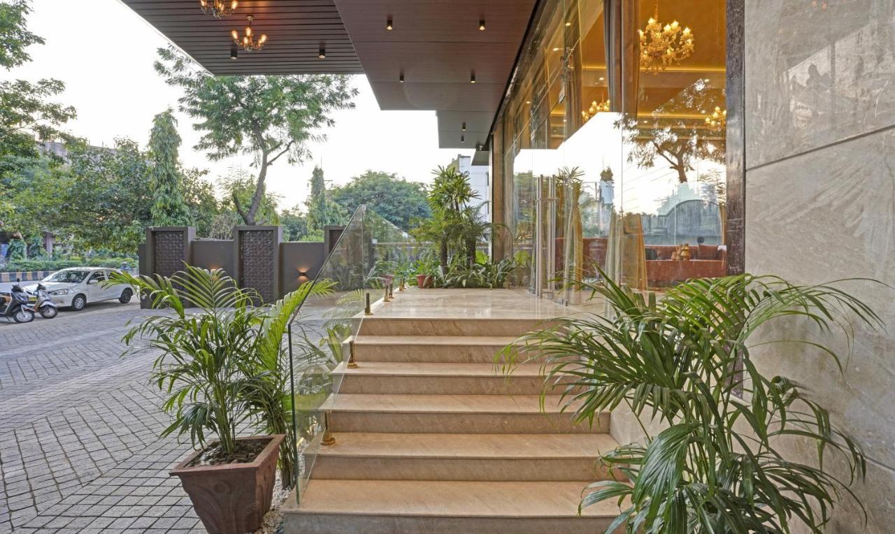 Treebo Tryst Golden Bliss Hotel Nagpur Buitenkant foto