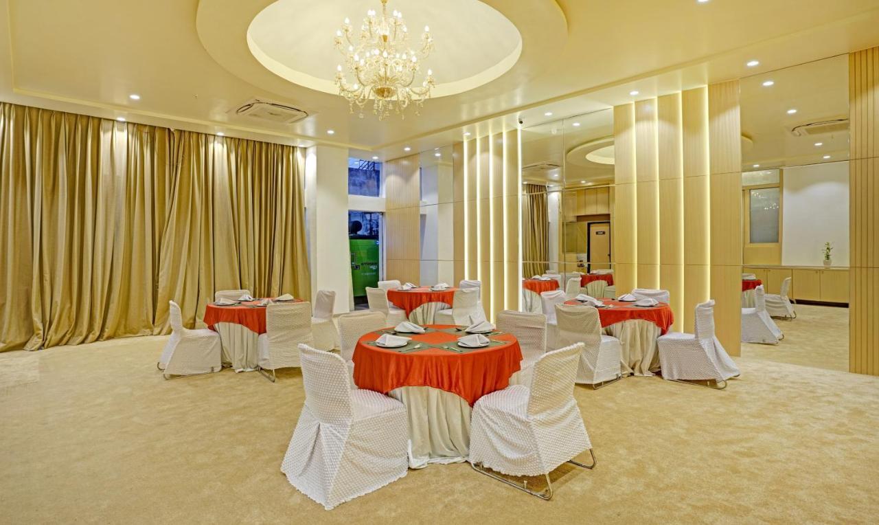 Treebo Tryst Golden Bliss Hotel Nagpur Buitenkant foto