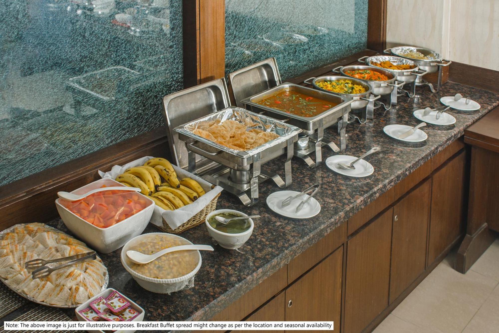 Treebo Tryst Golden Bliss Hotel Nagpur Buitenkant foto